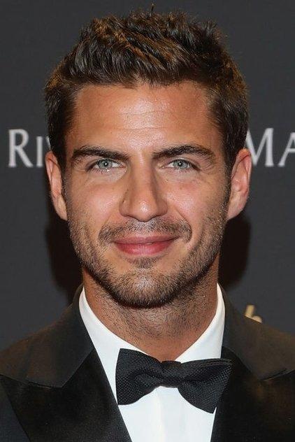 Maxi Iglesias - Actor Profile Photo