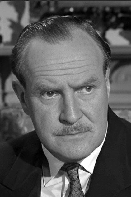 Robert Raglan - Actor Profile Photo