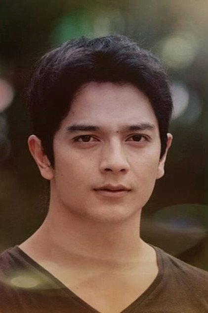Rico Verald - Actor Profile Photo