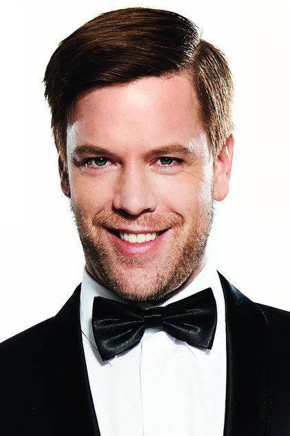 Tom Gaebel - Actor Profile Photo