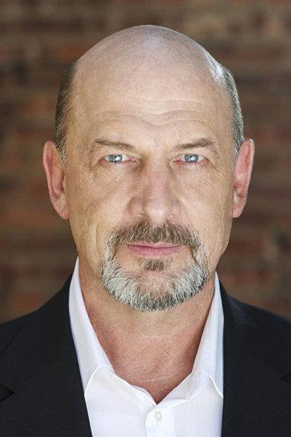 Gys de Villiers - Actor Profile Photo