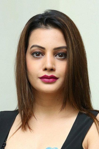 Diksha Panth - Actor Profile Photo