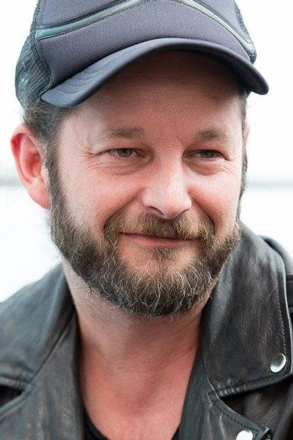 Yan Stefani - Actor Profile Photo