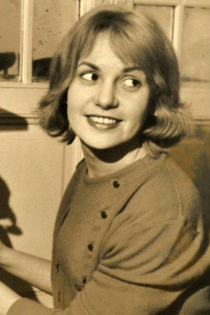 Giuliana Calandra - Actor Profile Photo