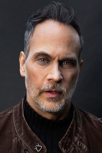 Todd Stashwick - Actor Profile Photo