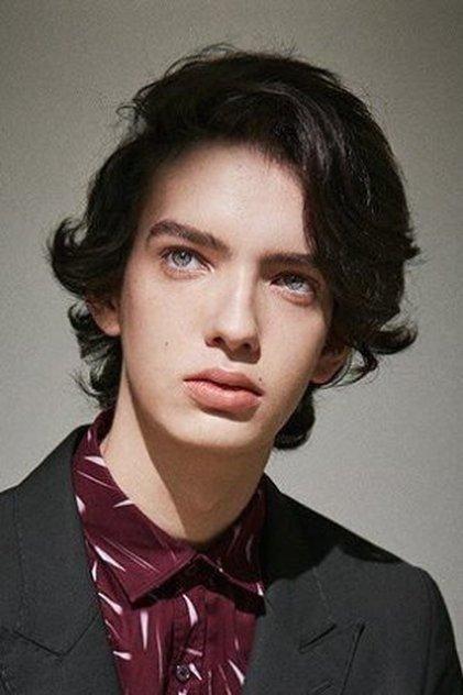 Kodi Smit-McPhee - Actor Profile Photo
