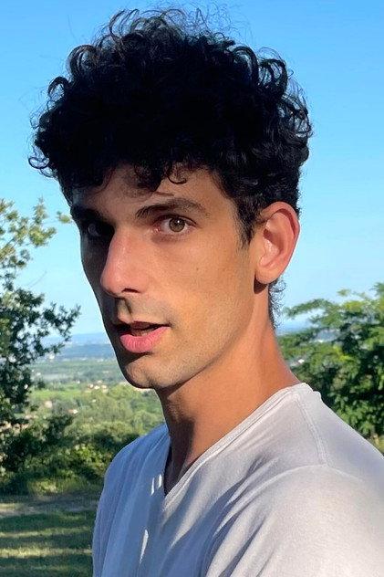 Robin Larroque - Actor Profile Photo