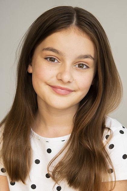 Holly de Barros - Actor Profile Photo