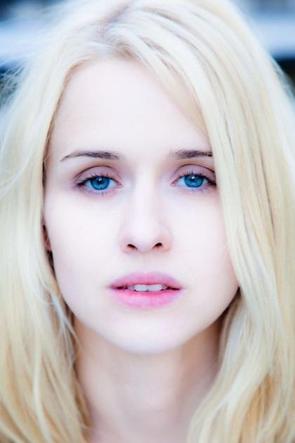 Lisa Henni - Actor Profile Photo