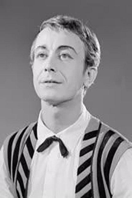 Levente Sipeki - Actor Profile Photo