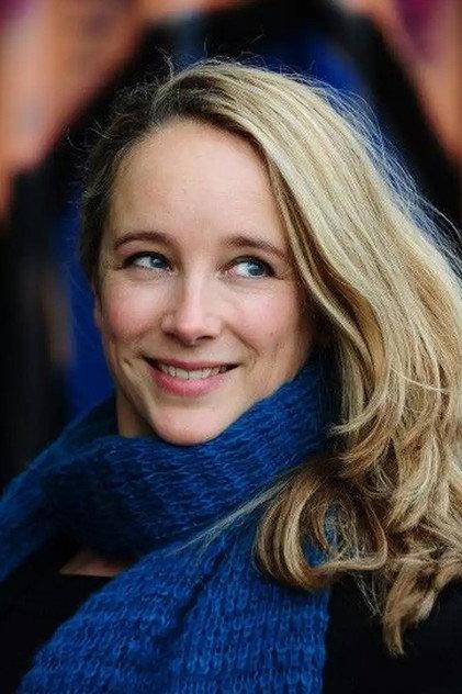 Kristine Van Pellicom - Actor Profile Photo