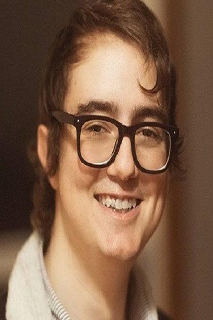 Aaron Hill - Actor Profile Photo