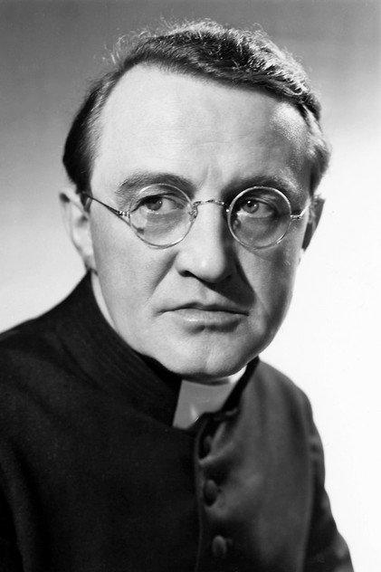 Arthur Shields - Actor Profile Photo