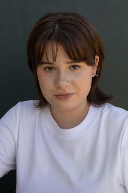 Noémie Asselin - Actor Profile Photo