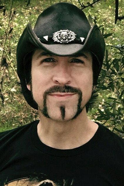 Lyle Blackburn - Actor Profile Photo