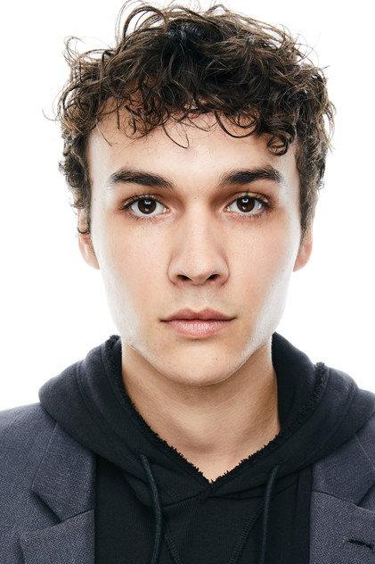 Benjamin Wadsworth - Actor Profile Photo