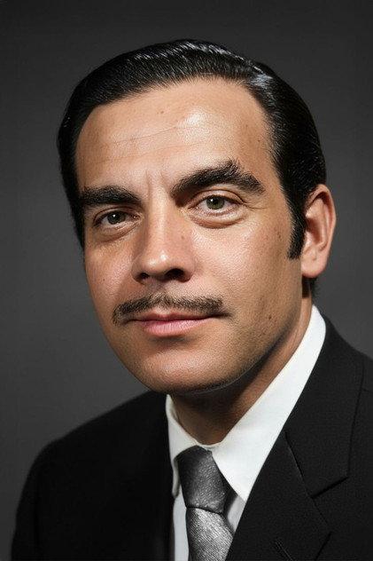 Ayhan Işık - Actor Profile Photo
