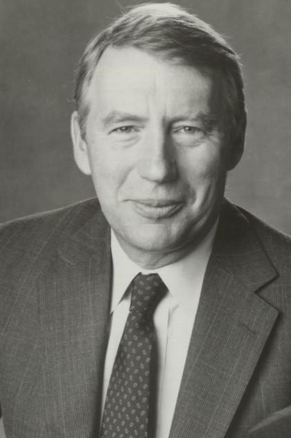 Robert MacNeil - Actor Profile Photo
