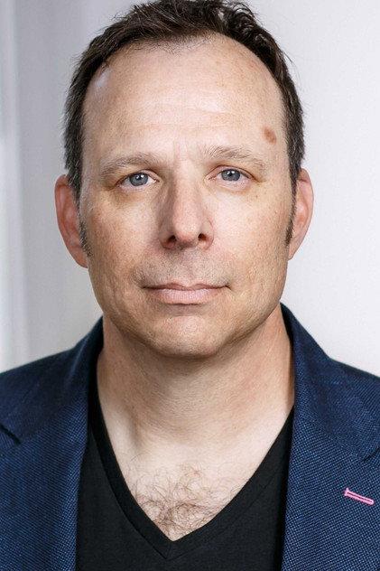 Daniel Flint - Actor Profile Photo