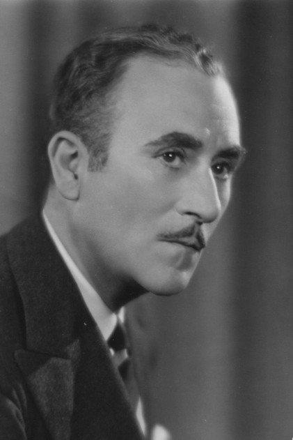 John Halliday - Actor Profile Photo