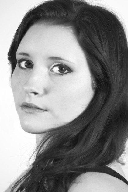 Annie Larkin - Actor Profile Photo