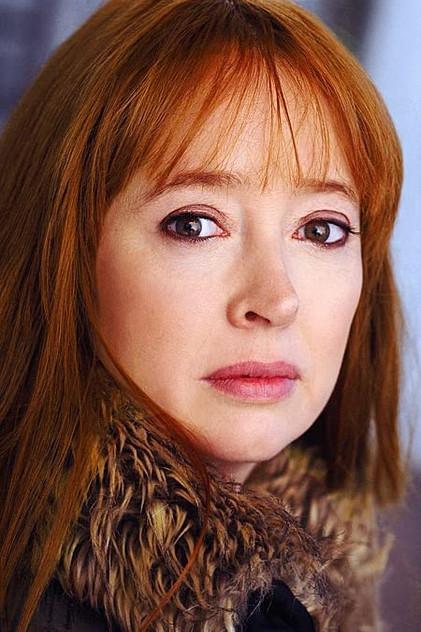 Lucinda Clare - Actor Profile Photo