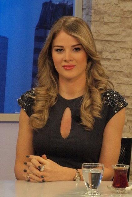 Fatoş Seğmen - Actor Profile Photo
