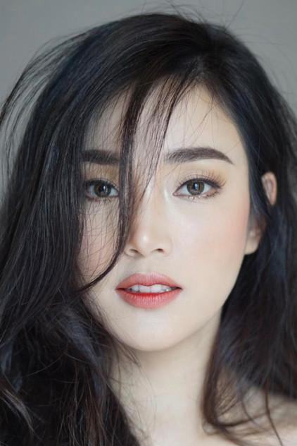 Pitchanart Sakakorn - Actor Profile Photo