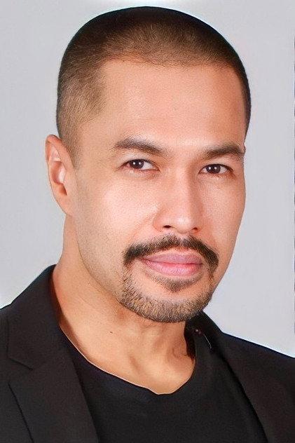Chartchai Ngamsan - Actor Profile Photo