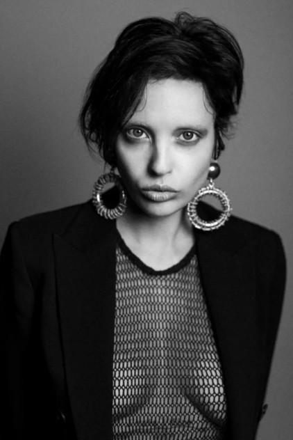 Naïlys - Actor Profile Photo