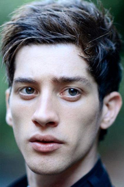 Moisé Curia - Actor Profile Photo
