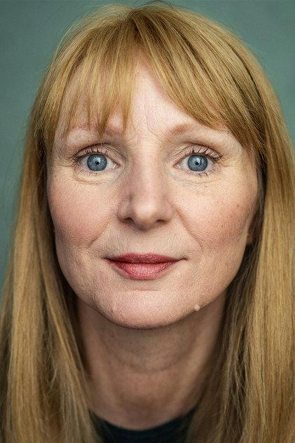 Joanne Dakin - Actor Profile Photo
