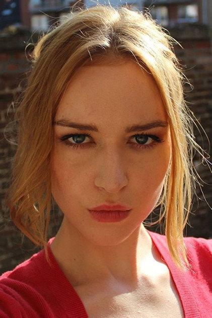 Verona Verbakel - Actor Profile Photo