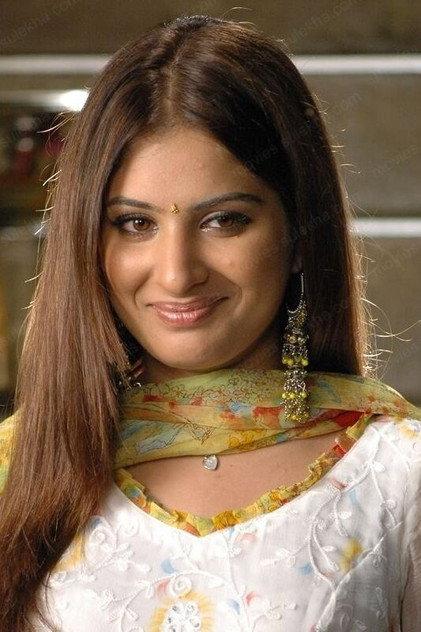 Gowri Munjal - Actor Profile Photo