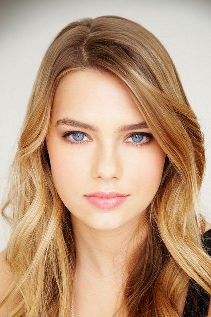 Indiana Evans - Actor Profile Photo