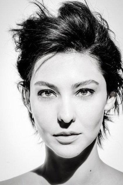 Stella Velon - Actor Profile Photo