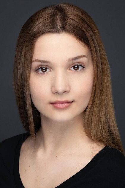 Ecrin Su Çoban - Actor Profile Photo