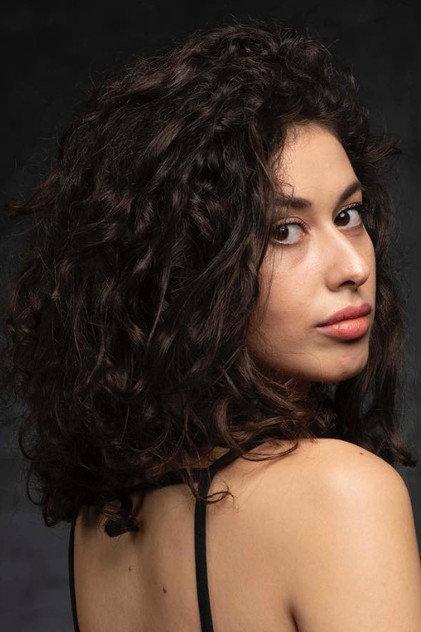 Hande Yılmaz - Actor Profile Photo