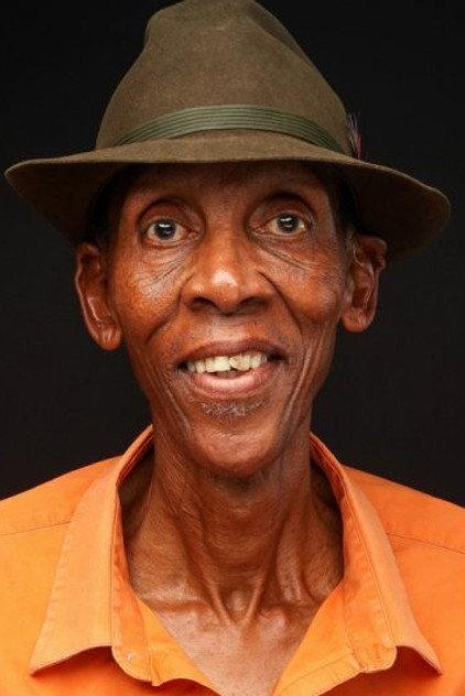 Dambuza Mdledle - Actor Profile Photo