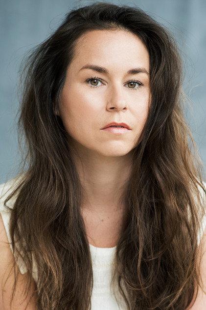 Émilie Gilbert - Actor Profile Photo