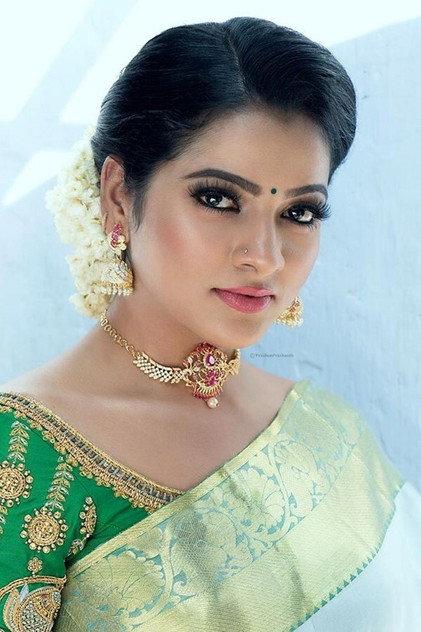 Chitra Kamaraj - Actor Profile Photo