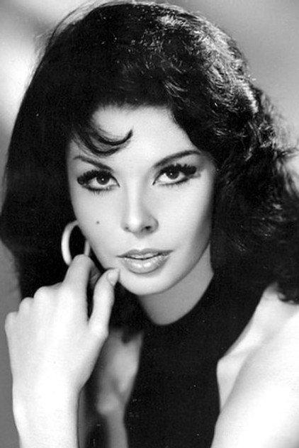 Gloria Paul - Actor Profile Photo