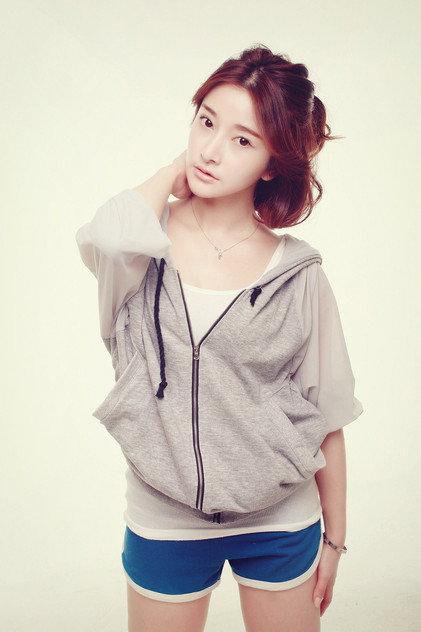 Lucy Li - Actor Profile Photo
