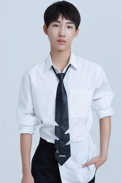 Dong Liwuyou - Actor Profile Photo