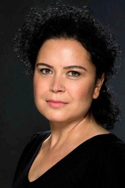 Gülsüm Alkan - Actor Profile Photo