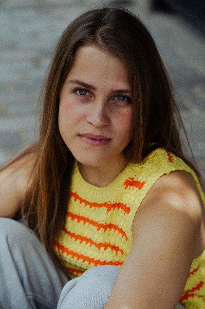 Maëlys Beauvais - Actor Profile Photo
