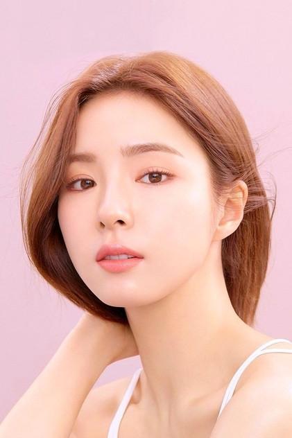 Shin Sae-kyeong - Actor Profile Photo