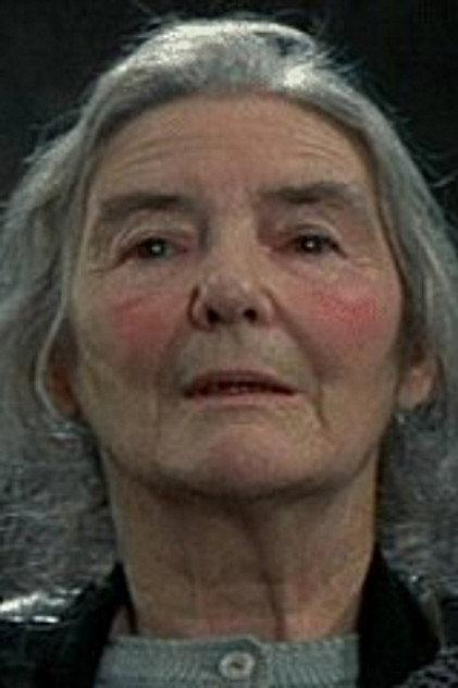 Isolde Cazelet - Actor Profile Photo