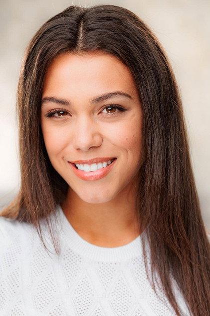 Bella Valdes - Actor Profile Photo