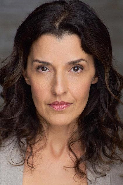 Naz Deravian - Actor Profile Photo